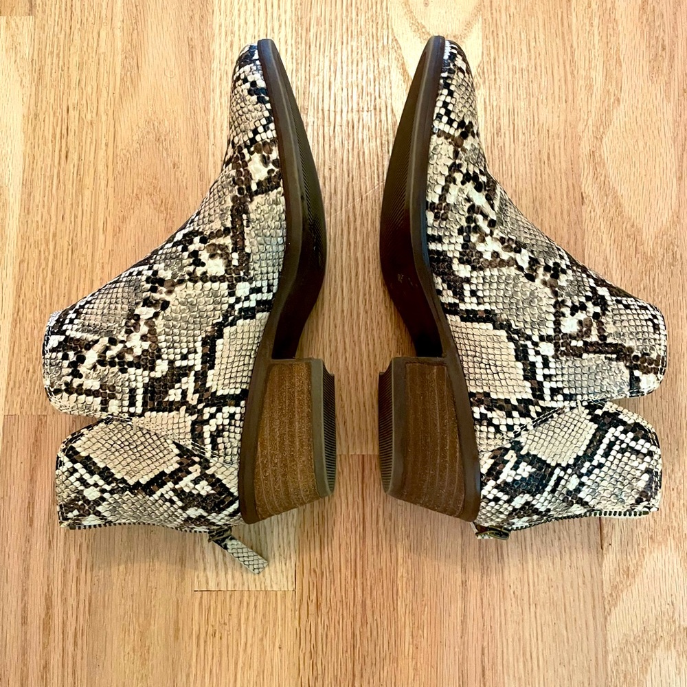 MICHAEL SHANNON snake booties